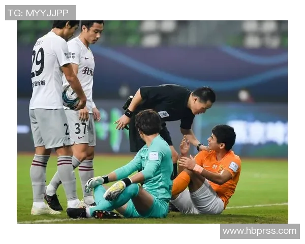 武汉卓尔迎战河北华夏争夺胜利期待精彩对决与球迷热情支持